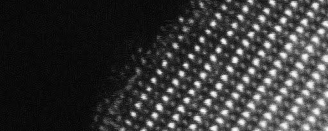 operando electron microscopy experiments