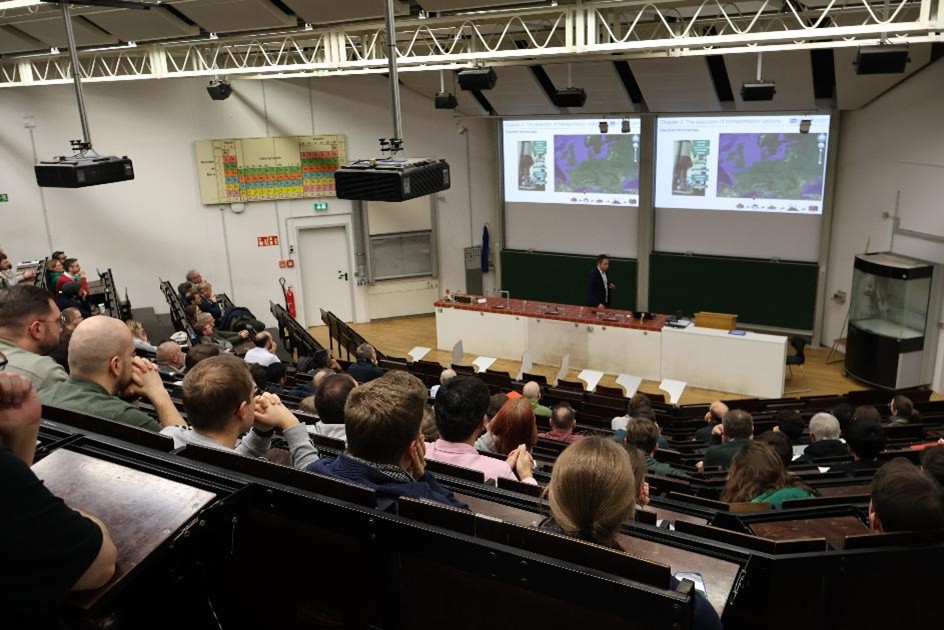 Inaugural lecture picture of the lecture hall with all guests